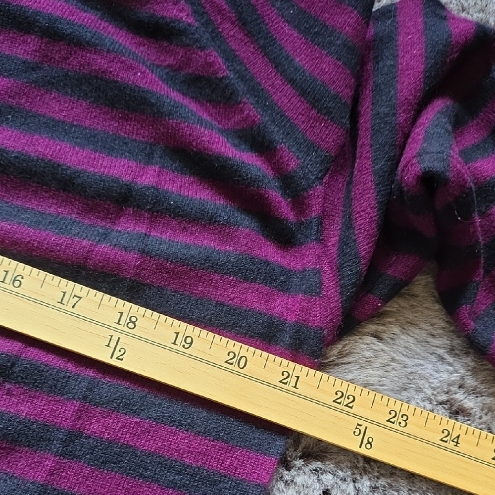 Vince Cashmere Purple and Purple Black Crewneck Sweater with Stripes Size M - Picture 7 of 9